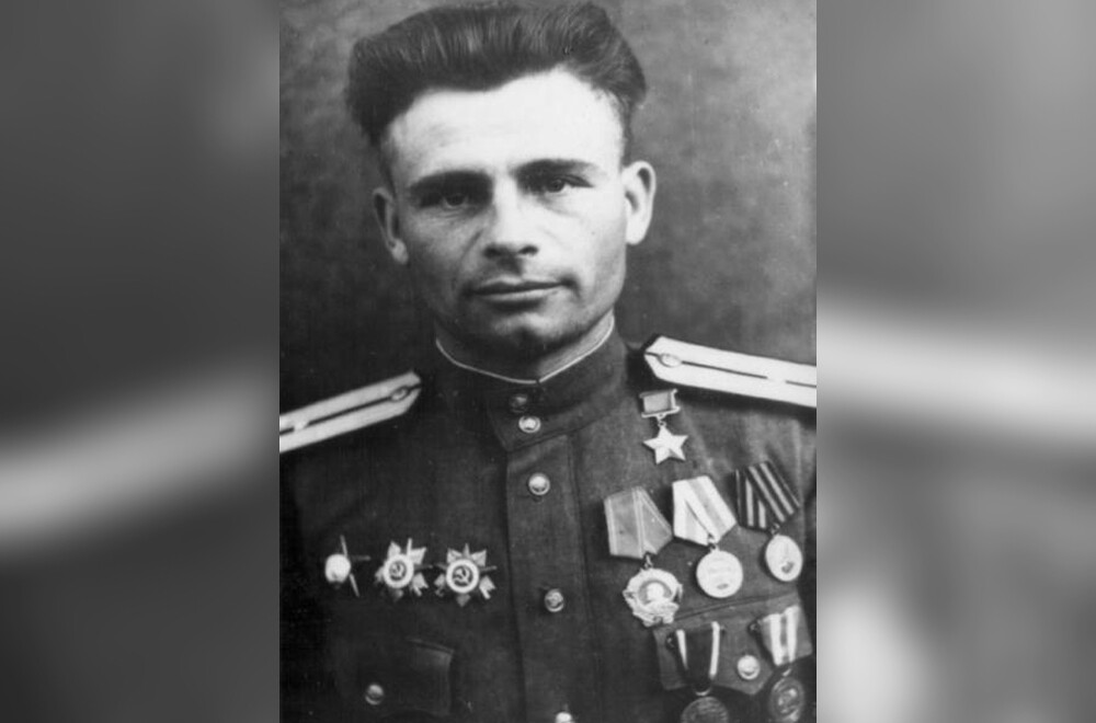 Василий Белоусов