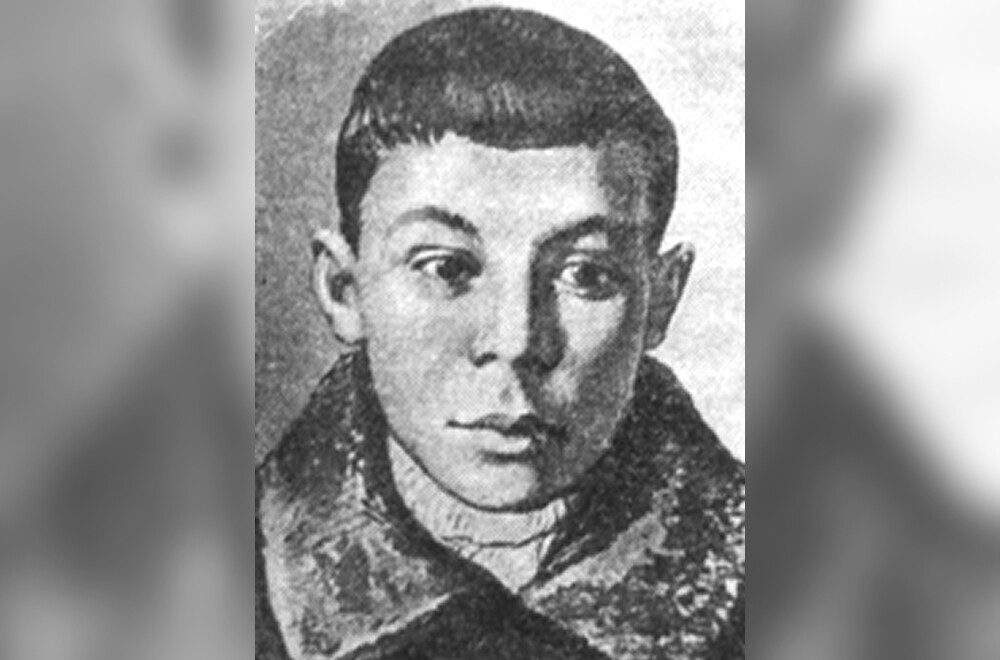 Баян Давлетов